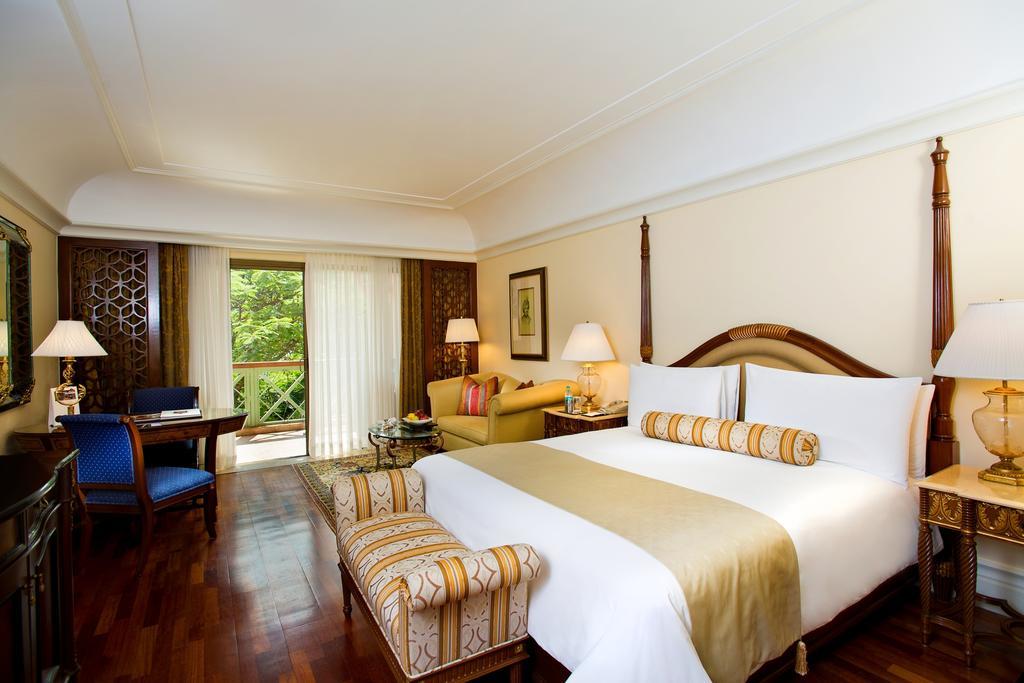 Deluxe Room Balcony overlooking the Poolside or Garden,112949601:JPEG