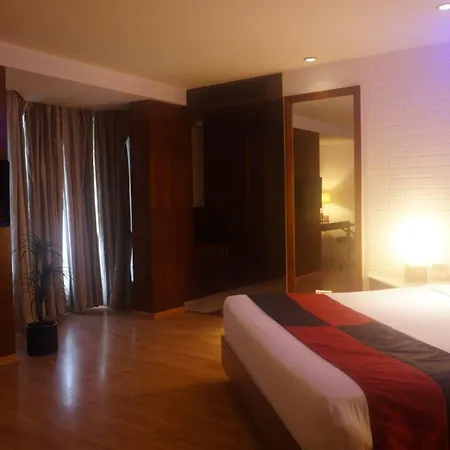 Sfo Hotel And Suites-3